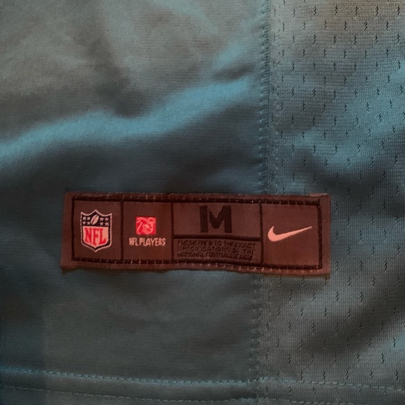 Panthers player Kelvin Benjamin jersey - Picture 4 of 5